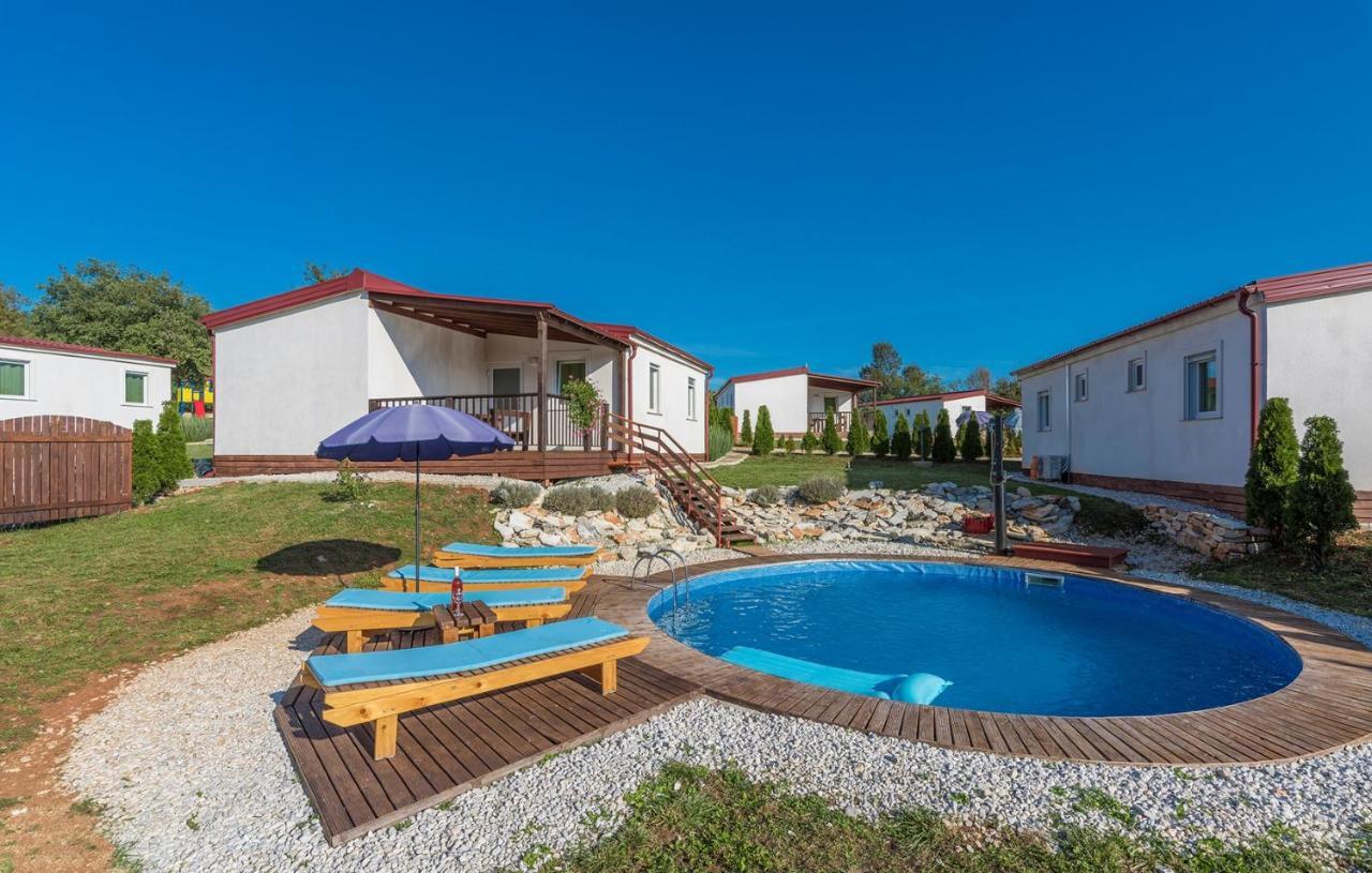 Holiday Park Village Jelovci Kringa Ngoại thất bức ảnh