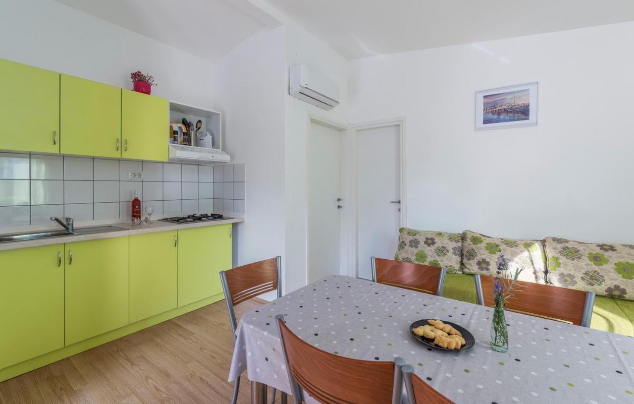 Holiday Park Village Jelovci Kringa Ngoại thất bức ảnh