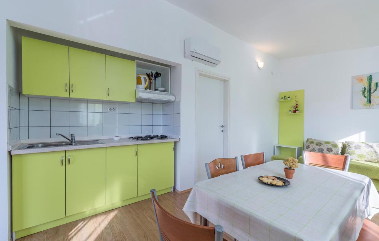 Holiday Park Village Jelovci Kringa Ngoại thất bức ảnh